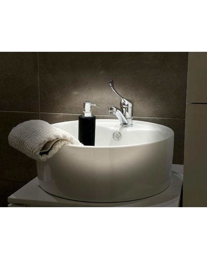 Apartman Jelena Appartement Sremska Mitrovica Buitenkant foto