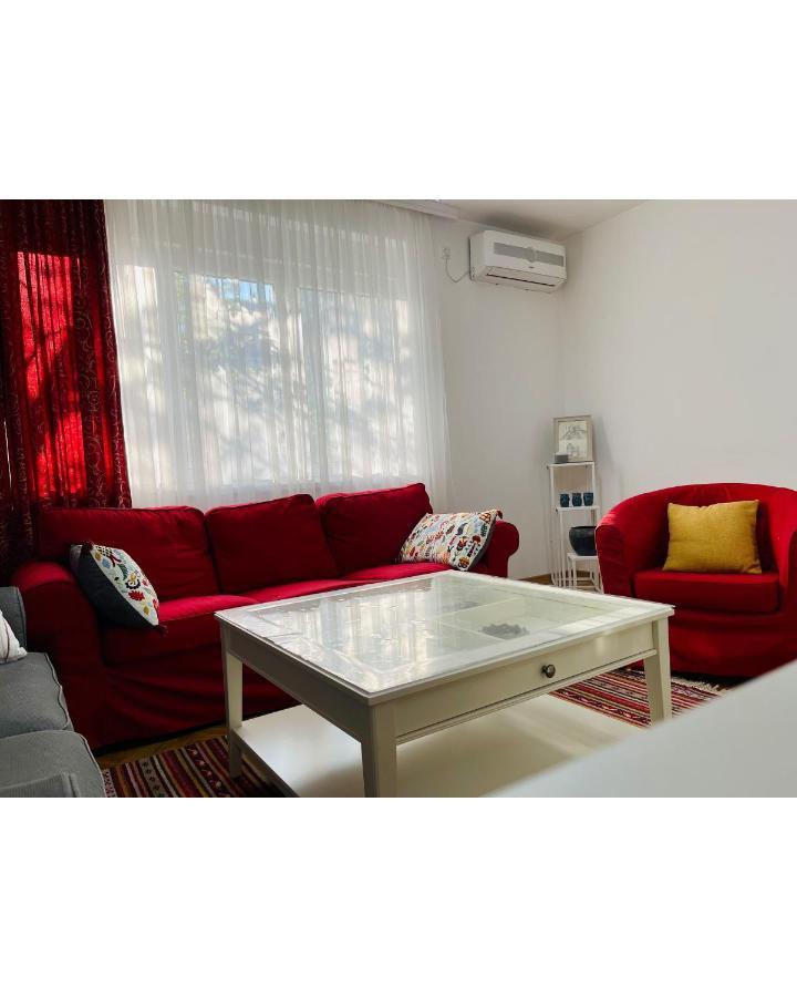 Apartman Jelena Appartement Sremska Mitrovica Buitenkant foto